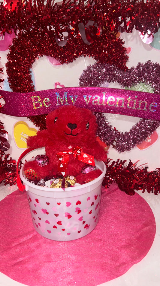 V Day Gift Bucket