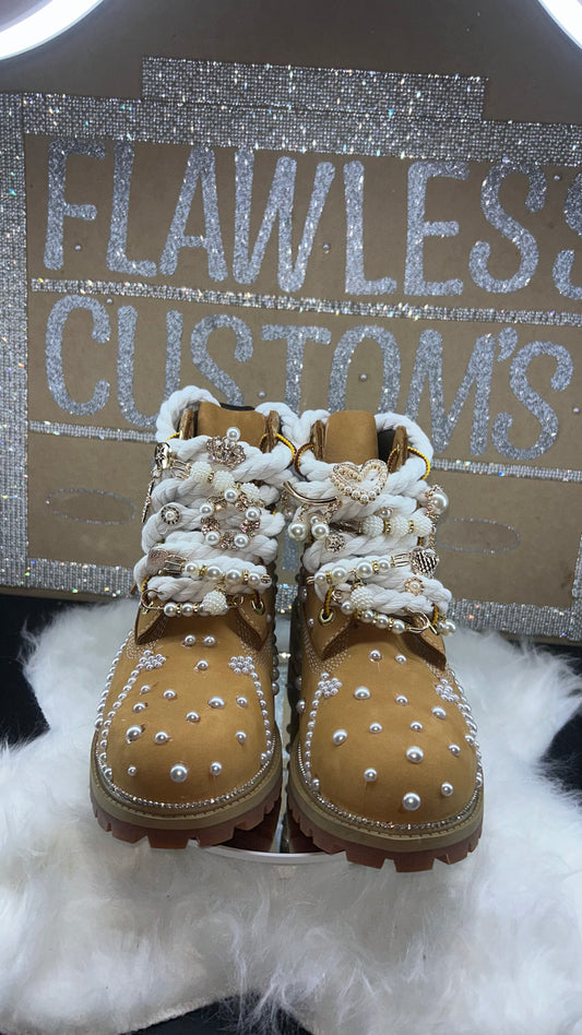 Custom Junk Timberlands