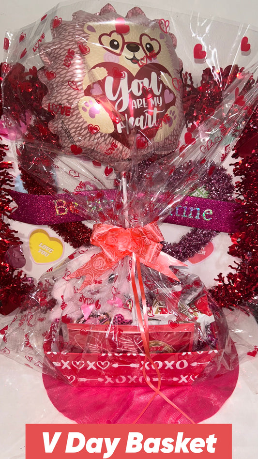 V Day Mini Basket