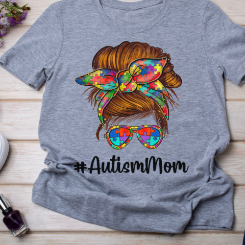 #AutismMom T Shirt